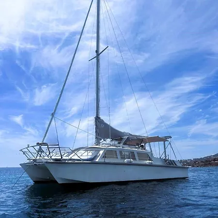 Bateau Catamaran Aventure - Dormez Sur L'eau *